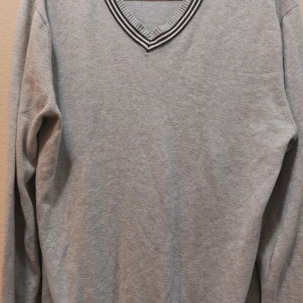 Banana Republic Mens Long Sleeve V-neck Sweater